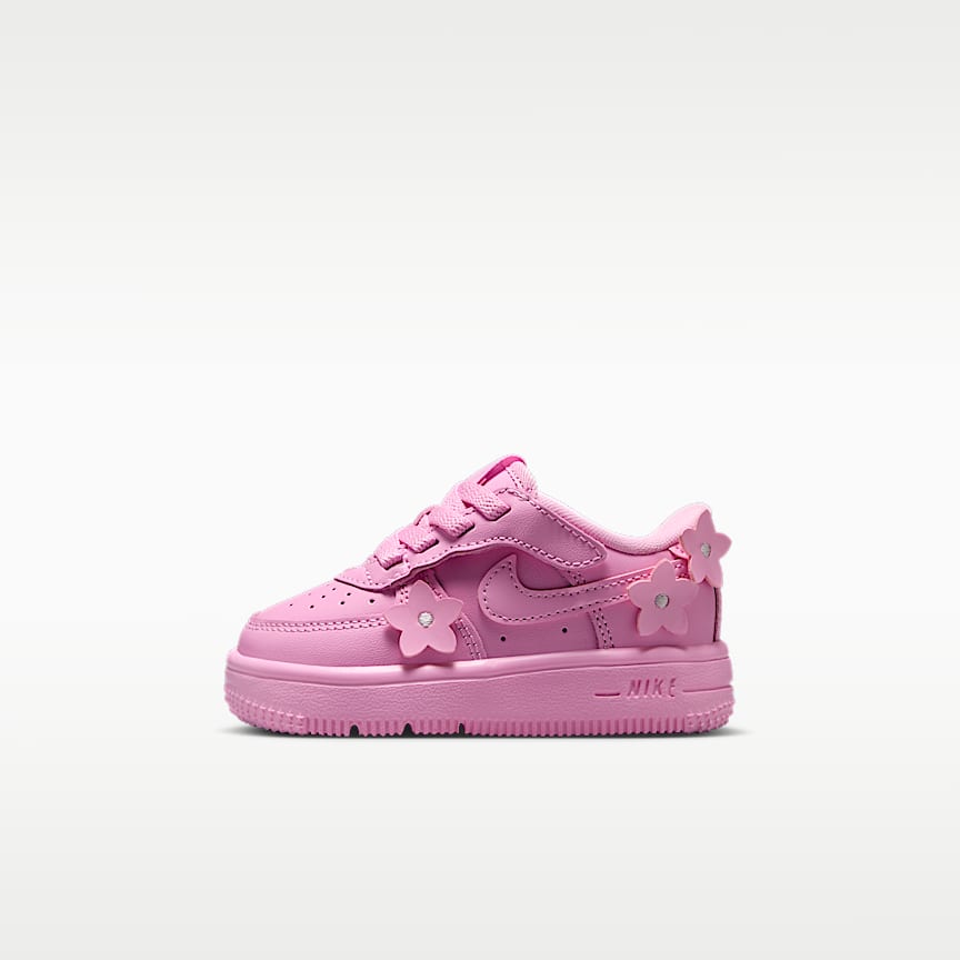Nike Force 1 Low EasyOn Younger Kids' Shoes. Nike SG